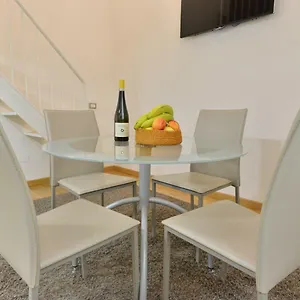 Izzhome Full Center Cozy Italia